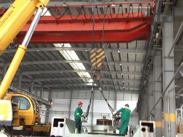 傳統設備卸車、拆箱作業